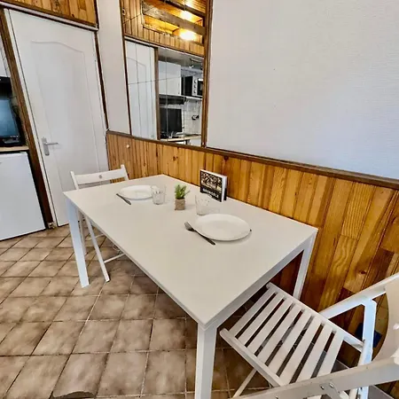 - Calme & Equipe Avec Wifi Apartamento